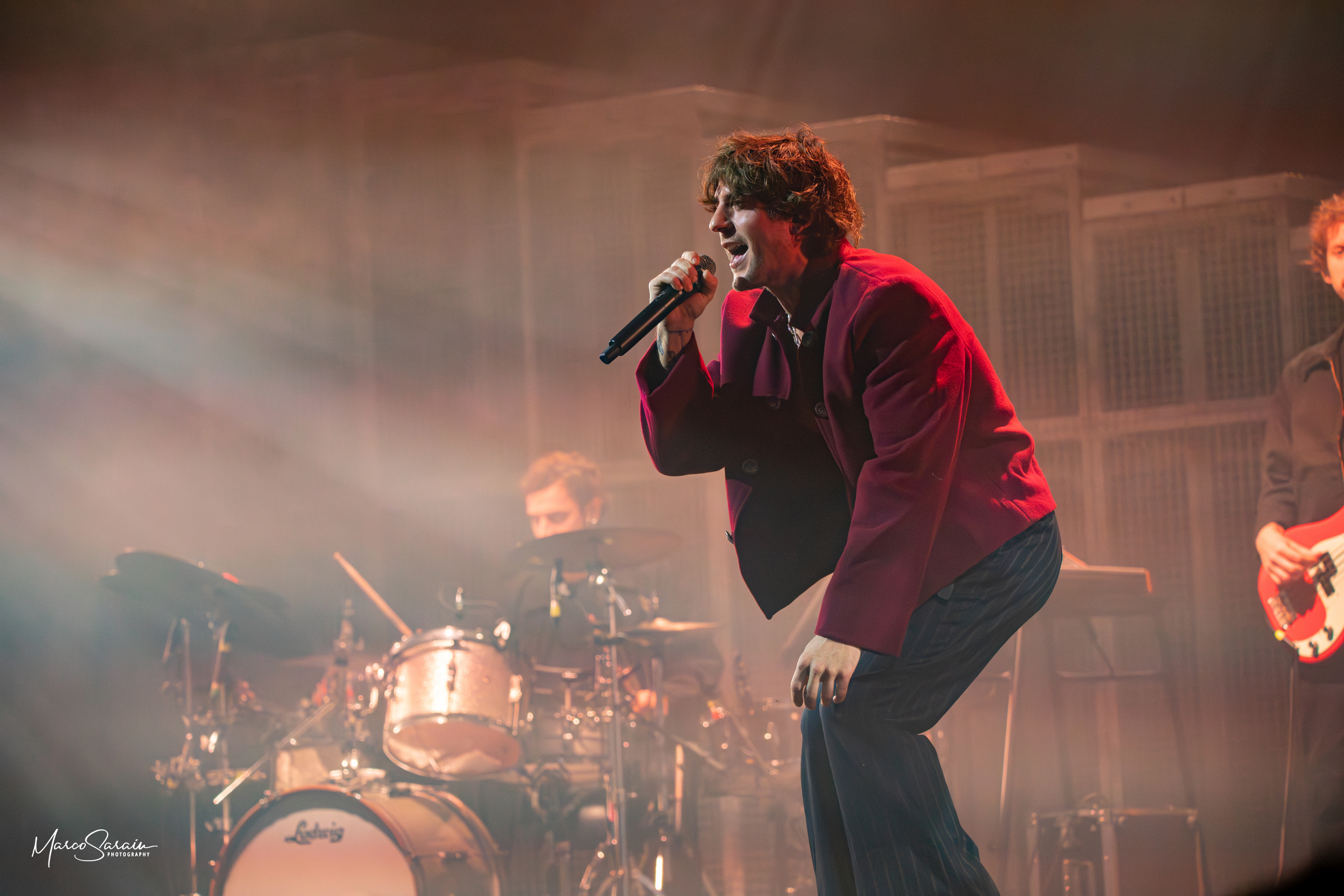 Rkomi – Mirko nei teatri